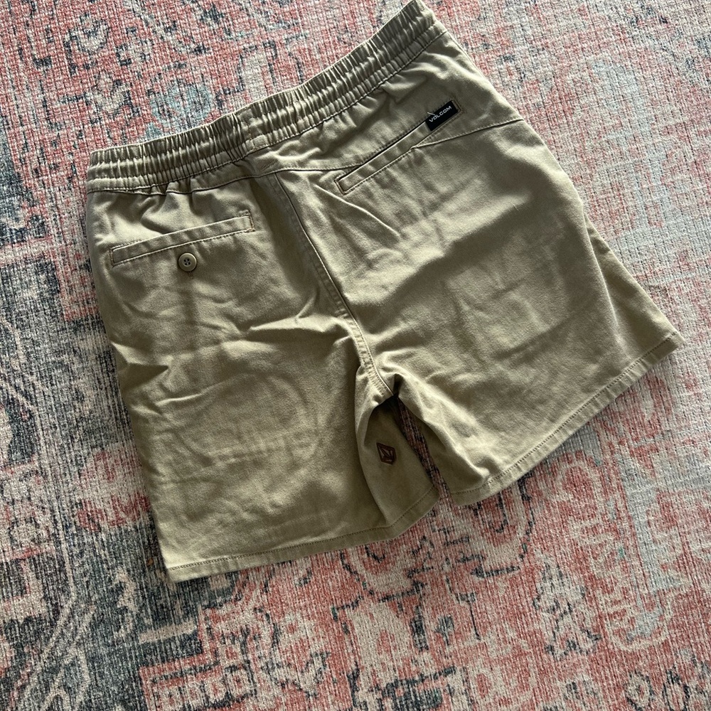 Volcom Boys Tan Shorts Size 10